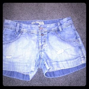 Express Shorts